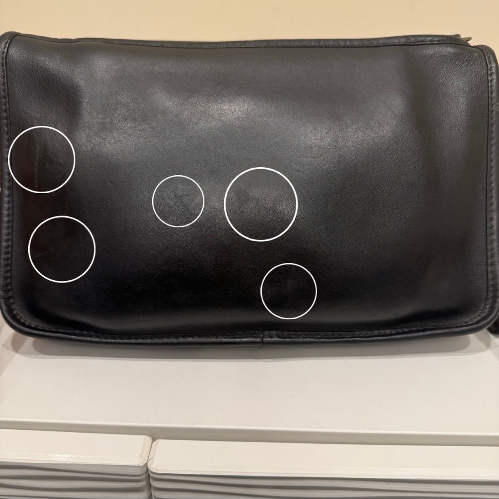Vintage Coach 9455 Black Leather Zippered Clutch / Basic Bag (1980s–Early 1990s) - Picture 13 of 16